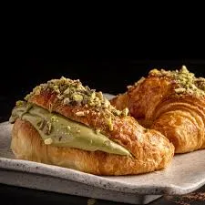 Medialuna PISTACCHIO