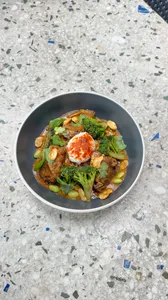 Bowl de Curry de Pollo