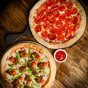 Como 2 Seven Pizza