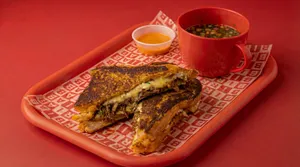 Sandwich De Birria Split