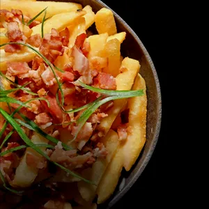 PAPAS CHEESE AND BACON