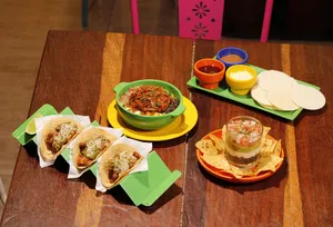 Medellín Gourmet | Tacos y Tazón