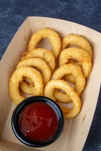 4 Aritos de Cebolla & Salsa