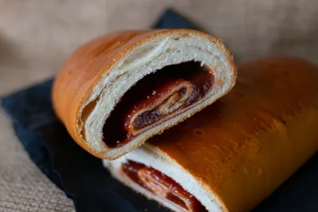 Pan de guayaba