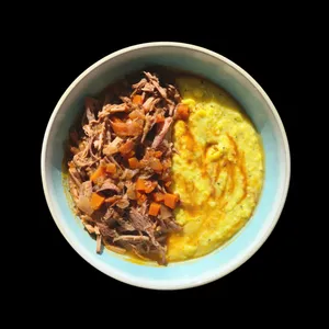 Carne Mechada con Pastelera de Choclo