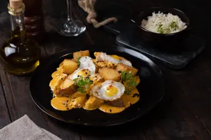 Aji de Gallina + Jugo