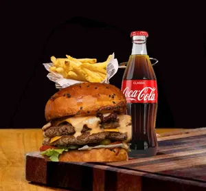 DOUBLE BURGER EN COMBO PARA MÍ