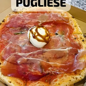 Pizza Pugliese