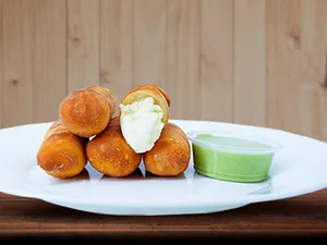 Tequeños fritos de Queso