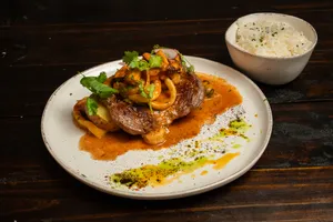 Pescado en salsa de Mariscos