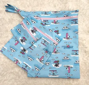 BOLSAS PARA ROPA MOJADA SNOOPY