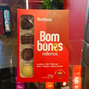 CAJA DE BOMBONES 12 UND