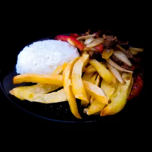 Lomo saltado