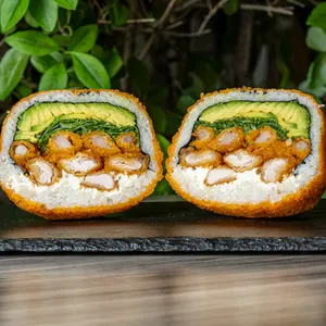 Sushi Burger Pollo y Camarón Apanado