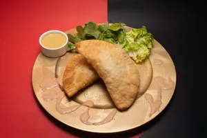 Empanada Aji de Gallina