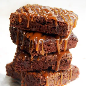 Salted caramel brownie