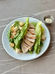 Ensalada de pollo Caesar