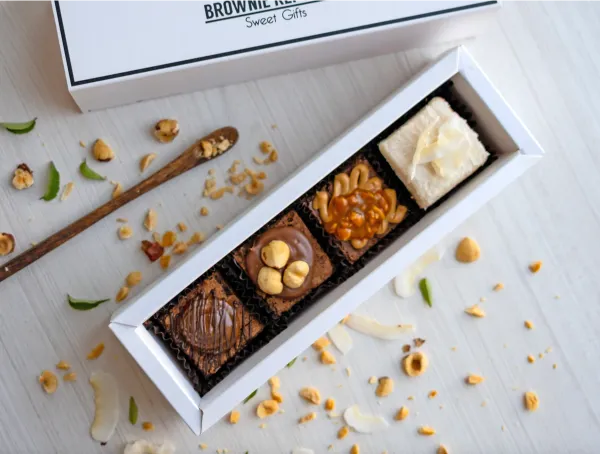 Classic 4 brownie box