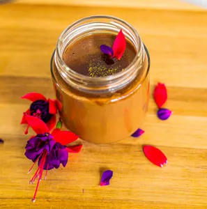Natilla de cacao y avellanas