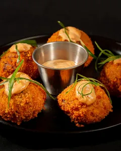 Las Esferas Del Noble