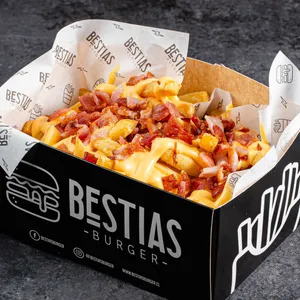 Papas fritas cheddar tocino