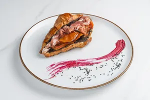 Croissant Mediterráneo