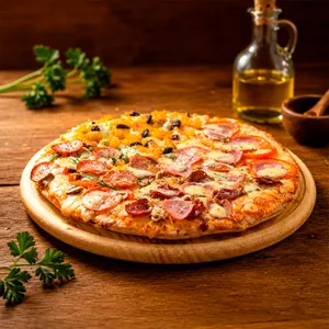 Pizza mediana 4 estaciones 8 porciones Pizza mediana 4 estaciones 8 porciones