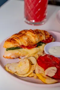 Croissant Tomates Asados