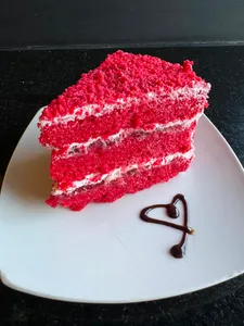 Trozo de Torta de Bizcochuelo  Red Velvet