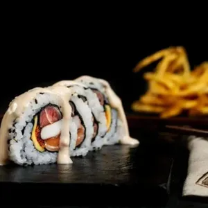 Ojo de Tigre Roll