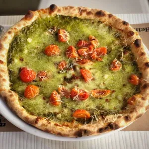 Pizza Al Pesto
