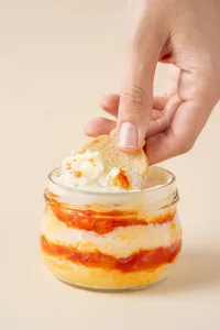 Queso cremoso de ají y rocoto glaseado