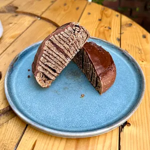 Rollo de Canela de Masa Madre Chocolate APLV, Sin Soya