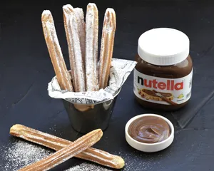 5 Churros Españoles + 1 Salsa✨