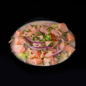 Ceviche sake (450 gramos)