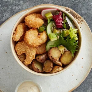 Bowl Camarones Apanados con Ensalada