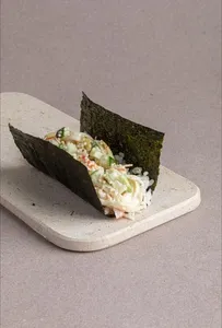 Hand Roll Kani Trufado