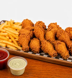Alitas Con Papas Fritas 12 Unidades