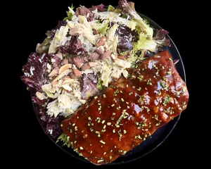 Korean BBQ Ribs XL (420 g aprox ) +  Black Salad