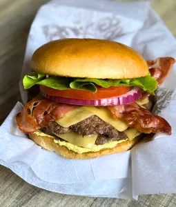 Clásica doble queso y tocineta