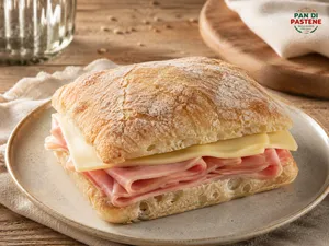Sandwich Ciabatta Chico Milano (Jamón-Queso)