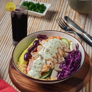 Bowl 4D: Quinua bowl de pollo + chicha