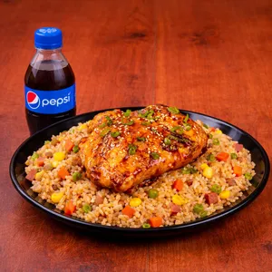Combo Arroz al Wok + ¼ de pollo + Pepsi
