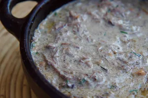 Mechada Clásica con Crema Ciboulette (1 Kg)