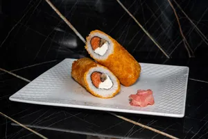 Handroll salmón, champiñon, queso