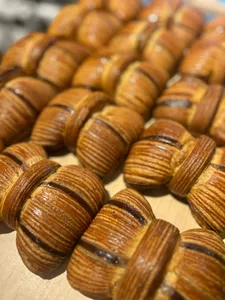 Croissant Coquette