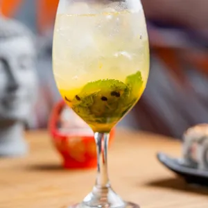 Soda Hierbabuena y Piña