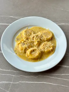 Sorrentinos relleno de zapallo y ricota