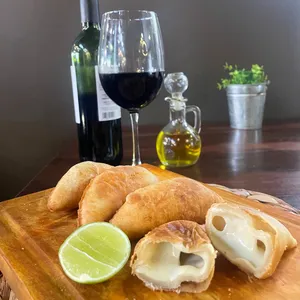 Calzoni de Queso