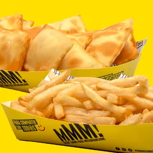 Deliciosas y crocantes papitas fritas y 10 empanadas de queso para compartir con tod@s.